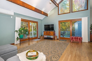 31 Pinewood Dr, Stratham, NH 03885 - photo 4