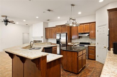 301 Southgate Cir, Weslaco, TX 78596 - photo 6