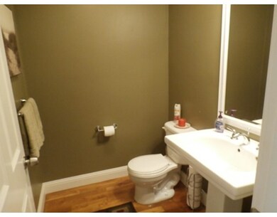 60 Nichols St unit 60, Everett, MA 02149 - photo 6