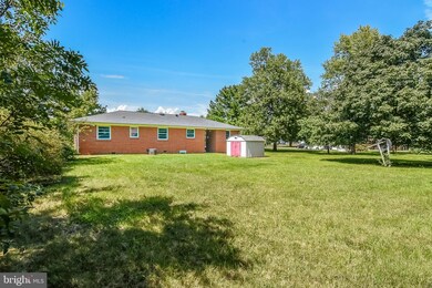 106 Riverview Cir, Colonial Beach, VA 22443 - photo 2