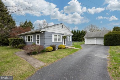 897 Old Schuylkill Rd, Pottstown, PA 19465 - photo 2