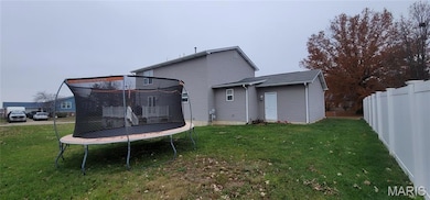 915 Hunter Chaise Dr, Wentzville, MO 63385 - photo 7