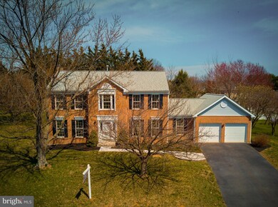 19524 Portsmouth Dr, Hagerstown, MD 21742 - photo 2