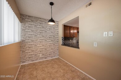 2206 S Granada Dr unit 7, Tempe, AZ 85282 - photo 6