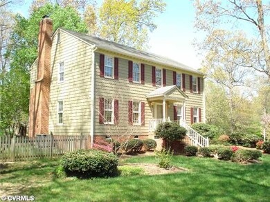 Exterior Front - Beautiful Colonial in Walton Park