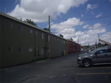 670 N Carolina Dr, El Paso, TX 79915 - photo 3