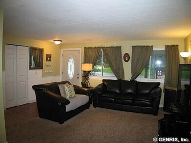 Living Room Large Living Room!