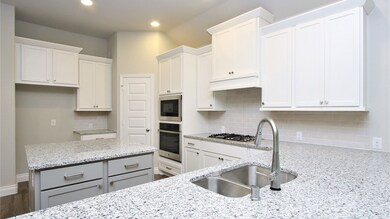 17119 Crimson Crest Dr, Conroe, TX 77302 - photo 3