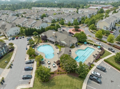 10122 Glen Autumn Rd, Raleigh, NC 27617 - photo 2