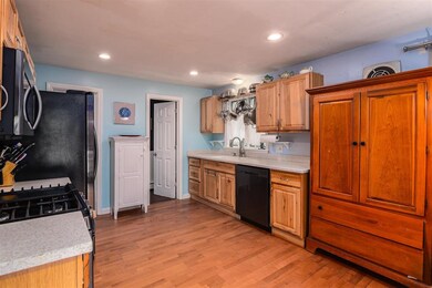 77 Merrimac St unit 3, Portsmouth, NH 03801 - photo 7
