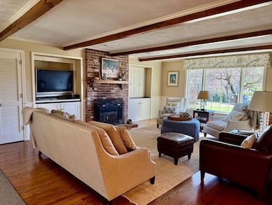 23 Algonquin Rd, Medfield, MA 02052 - photo 2