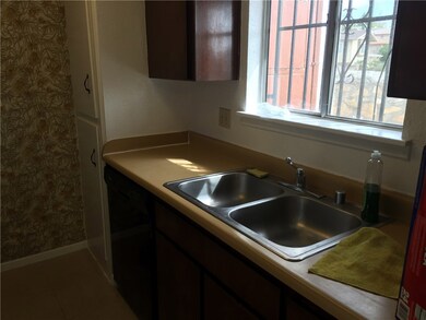 10712 Forest Ridge Ln unit C, El Paso, TX 79935 - photo 6