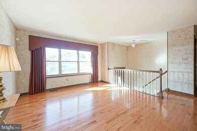 79 Winfield Rd, Sicklerville, NJ 08081 - photo 3