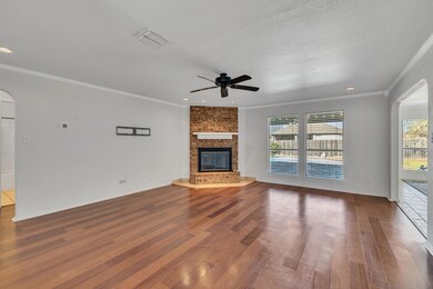 2916 Meandering Way, Granbury, TX 76049 - photo 4