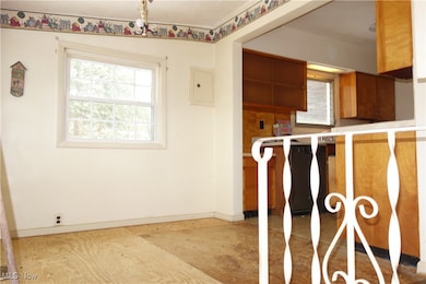 206 Lakota Ave, Akron, OH 44319 - photo 7