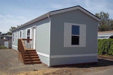 1732 Pine # 13 St unit 13, Silverton, OR 97381 - photo 2