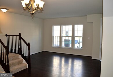 43555 Helmsdale Terrace unit 12A7, Chantilly, VA 20152 - photo 4