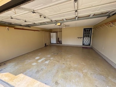 8855 Lake Edge Cove W, Cordova, TN 38016 - photo 7