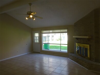 23618 Wintergate Dr, Spring, TX 77373 - photo 3