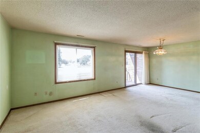 4817 Woodland Ave unit 2, West Des Moines, IA 50266 - photo 4
