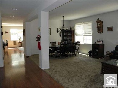 Living Room/ Dining Room