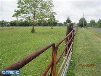 319 Swartley Rd, Hatfield, PA 19440 - photo 3