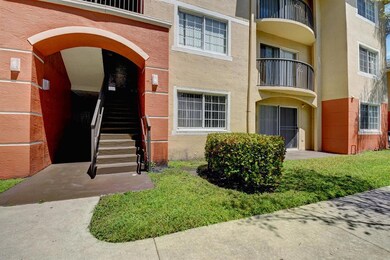 4197 N Haverhill Rd unit 205, West Palm Beach, FL 33417 - photo 2