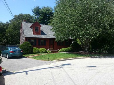 100 Carolyn Dr, West Warwick, RI 02893 - photo 2