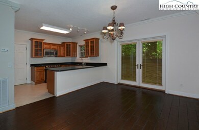 25 Shanty Springs Ct unit A / 19, Banner Elk, NC 28604 - photo 5