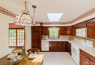 951 Gates Ave, Piscataway, NJ 08854 - photo 5