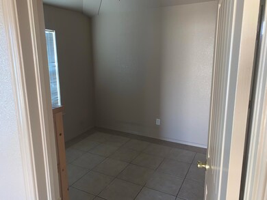 443 Greggerson Dr unit 445, El Paso, TX 79907 - photo 7