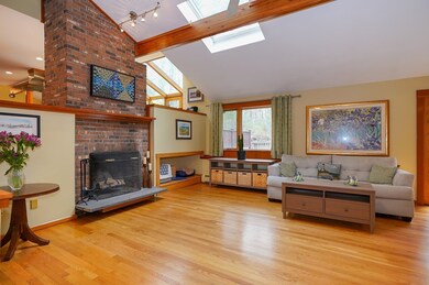 110 Patch Meadow Ln, Carlisle, MA 01741 - photo 2