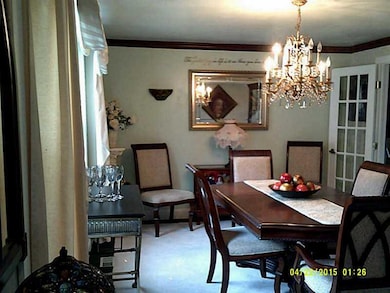 Dining Room. LARGE DINING ROOM COMPLETE WITH CRYST