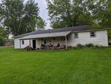 5681 Mason Dr SE, Lancaster, OH 43130 - photo 2