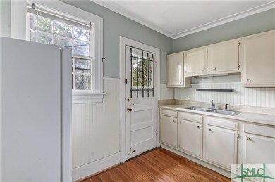 1114 E 48th St, Savannah, GA 31404 - photo 5