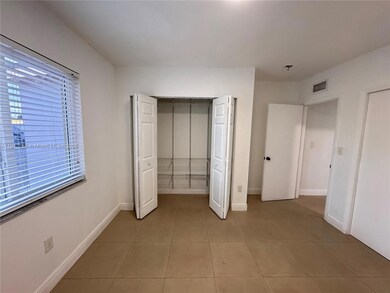 4030 SW 116th Ave, Miami, FL 33165 - photo 4