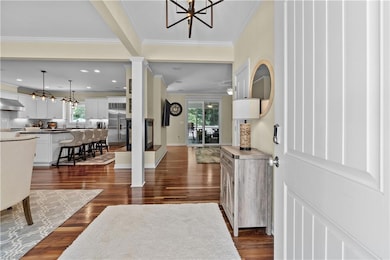 Spacious Entryway