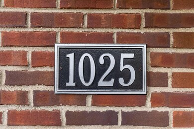 10-02-18 1025 Perry St 09