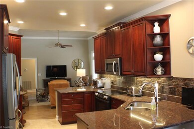 Kitchen with Eat in