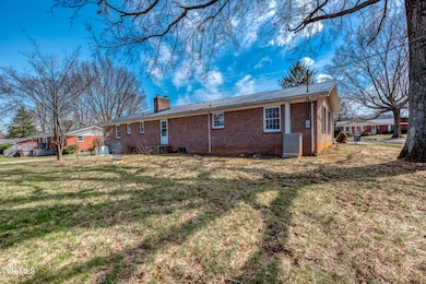 867-Wayne-Ave-Abingdon-VA Matt-Smith-Rea