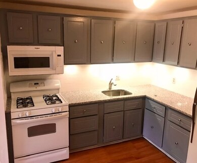 81 High St unit 30, Amesbury, MA 01913 - photo 2