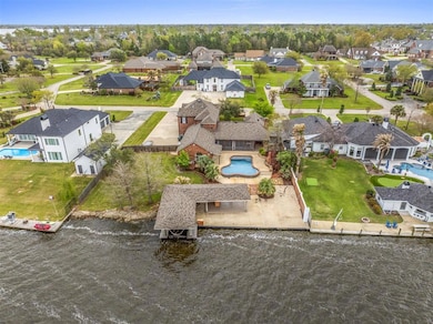 4329 Edgewater Dr, Lake Charles, LA 70605 - photo 2