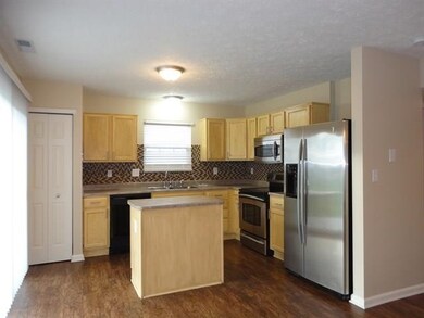 8069 Melbourne Ln, Avon, IN 46123 - photo 5