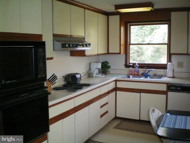 6968 Prout Rd, Friendship, MD 20758 - photo 6