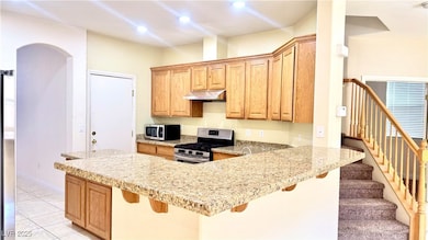 9609 Rolling Thunder Ave, Las Vegas, NV 89148 - photo 2