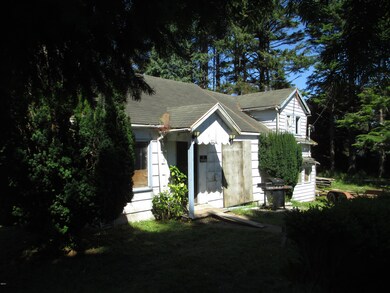 831 SW Galley Ave, Lincoln City, OR 97367 - photo 2