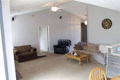 6057 E Pioneer Place, Columbus, IN 47203 - photo 5