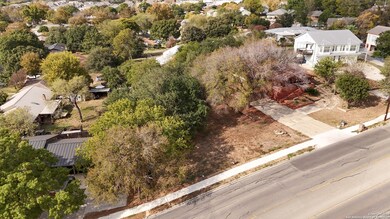 TBD E Common St Lot 8b, New Braunfels, TX 78130 - photo 4