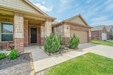3706 Eastbury Ln, Pearland, TX 77584 - photo 2