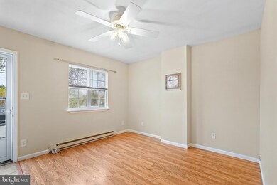 732 Clark St, New Castle, DE 19720 - photo 5